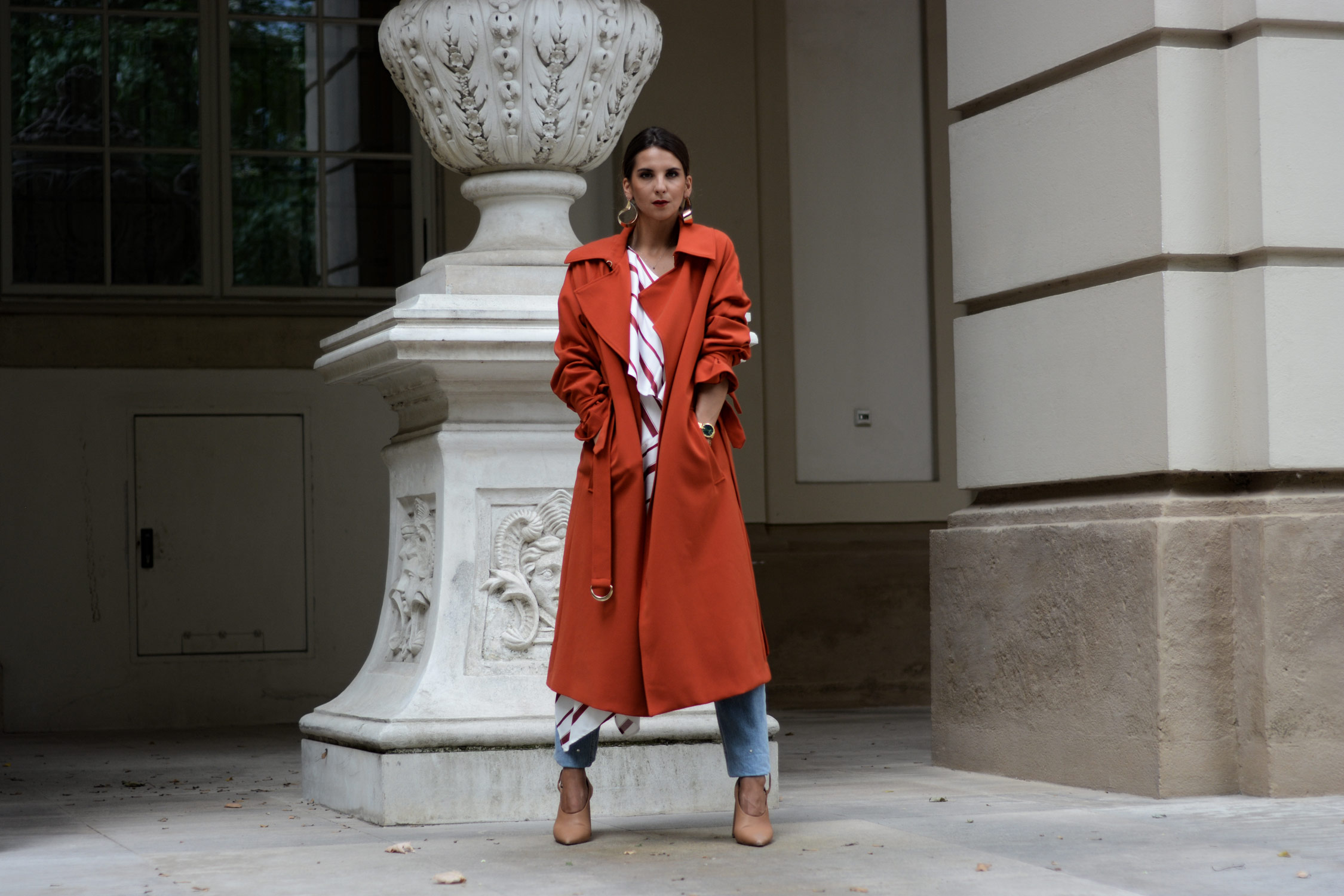 H&M Roter Trenchcoat - LES FACTORY FEMMES